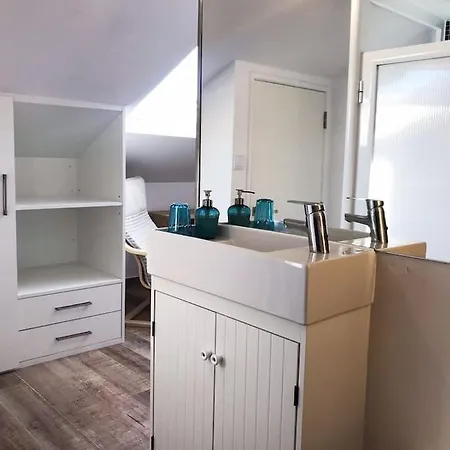 Apartment Da Vila - Low Cost Nazaré